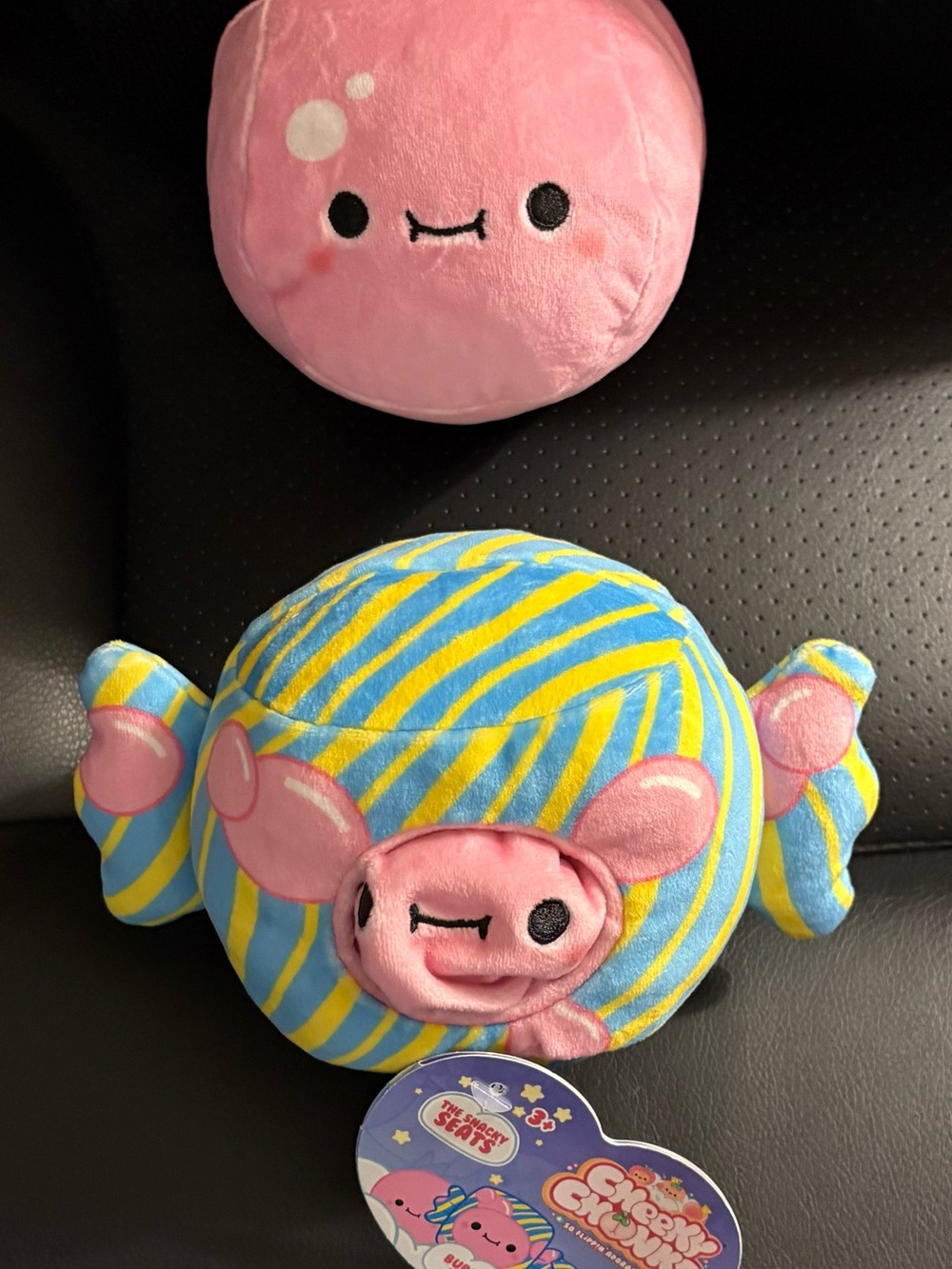 Two Cheeky Chonks Reversible Bubble Gum Plush - NEW